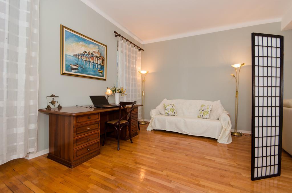 רוביני Apartment Noemi מראה חיצוני תמונה